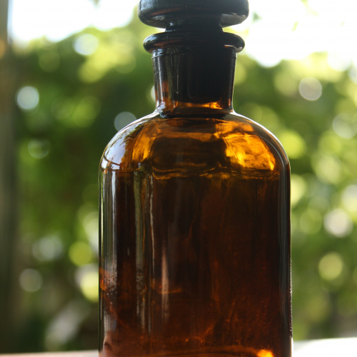 Apothekerflasche, 125 ml, Braunglas, Enghals (6er Pack)